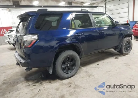 2022 Toyota 4Runner Sr5 z USA, uszkodzony, nr VIN JTEMU5JR4N5992438
